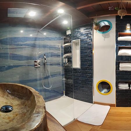 La Kaz Rhumantique Sauna And Spa Privatif La Rivière-Saint-Sauveur エクステリア 写真