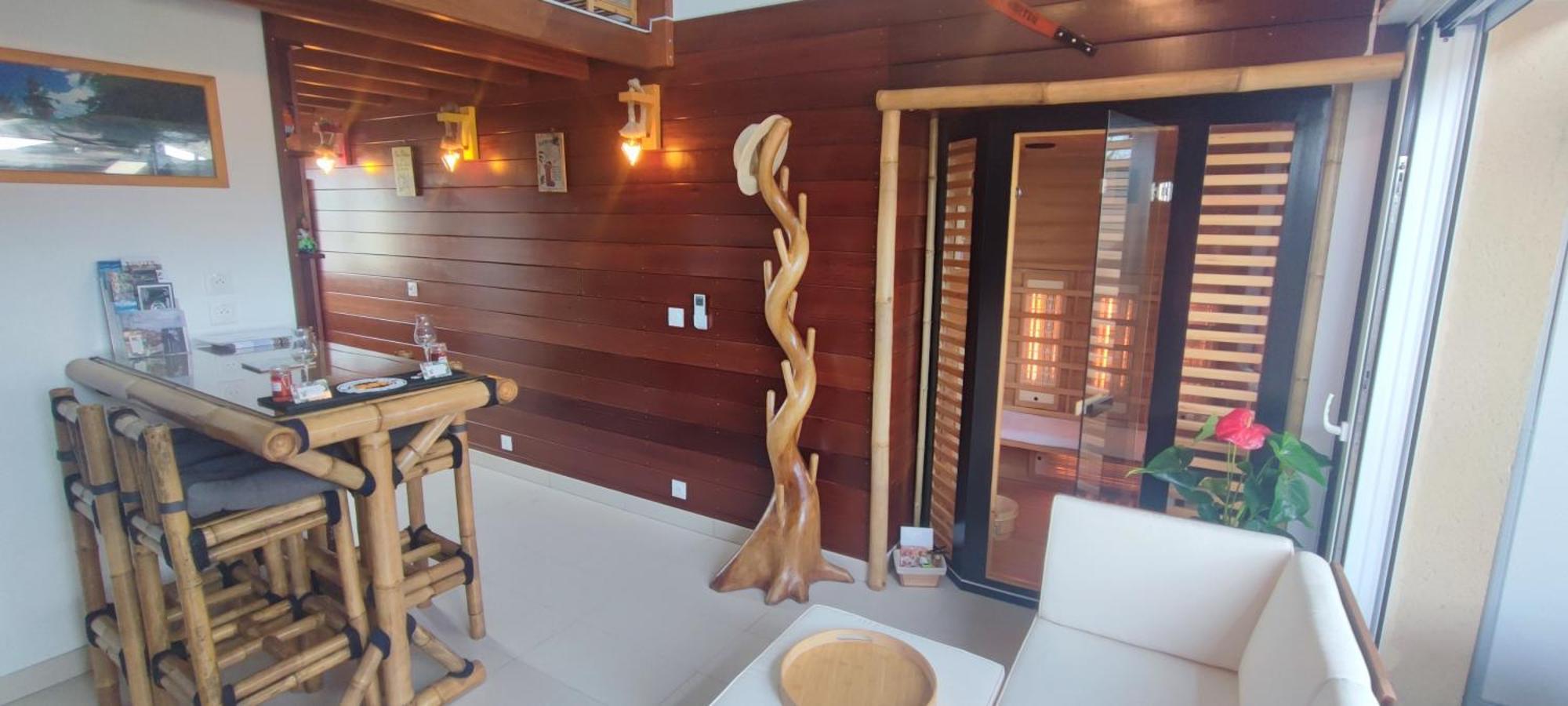 La Kaz Rhumantique Sauna And Spa Privatif La Rivière-Saint-Sauveur エクステリア 写真